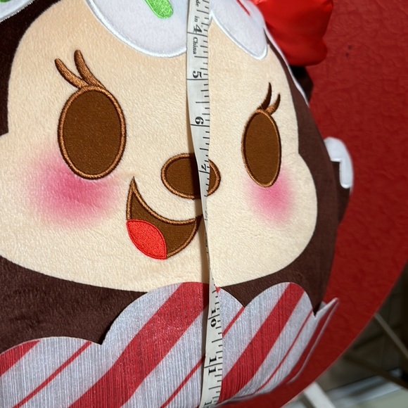 Disney Munchlings large munchling Christmas Minnie Mouse stuffed plush - no tags - Picture 7 of 8